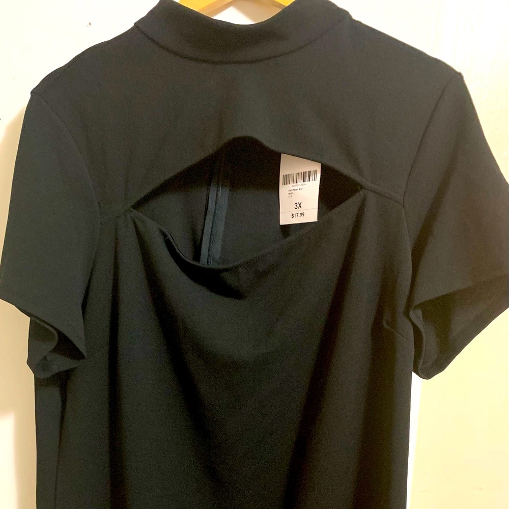 NWT keyhole dress